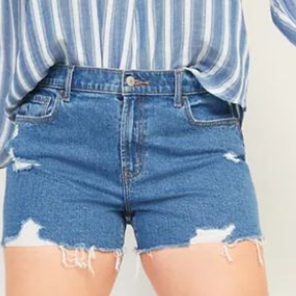 New Old Navy Mid-Rise Ripped Cut-Off Boyfriend Jean Shorts for Women Size 2 - Picture 2 of 8